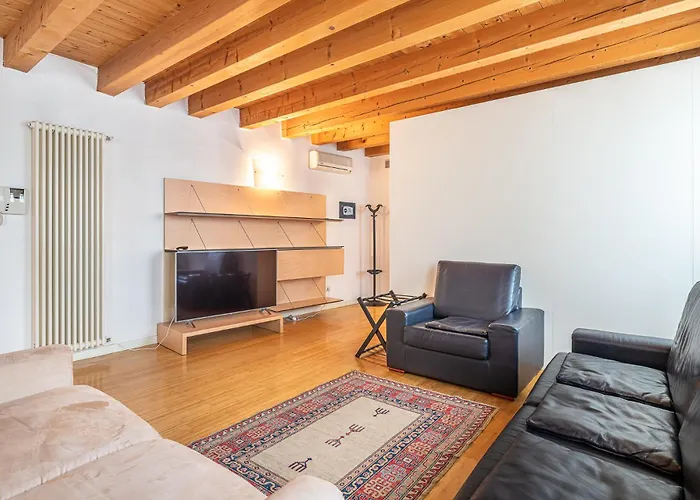 Apartment Maison Maria Center Public Parking Available Vicenza