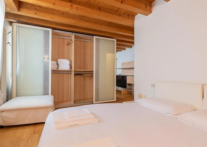 Apartment Maison Maria Center Public Parking Available *